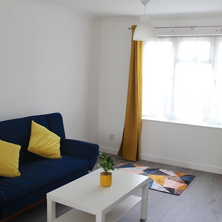 伦敦Coolfin House-Close To Excel, Contractors, Relocators, Paid Parking别墅 外观 照片